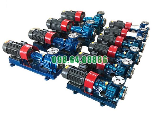 Bơm tuần hoàn dầu truyền nhiệt RY100-65-200A lưu lượng 94 m3/h, cột áp 44 m, công suất 22 kW